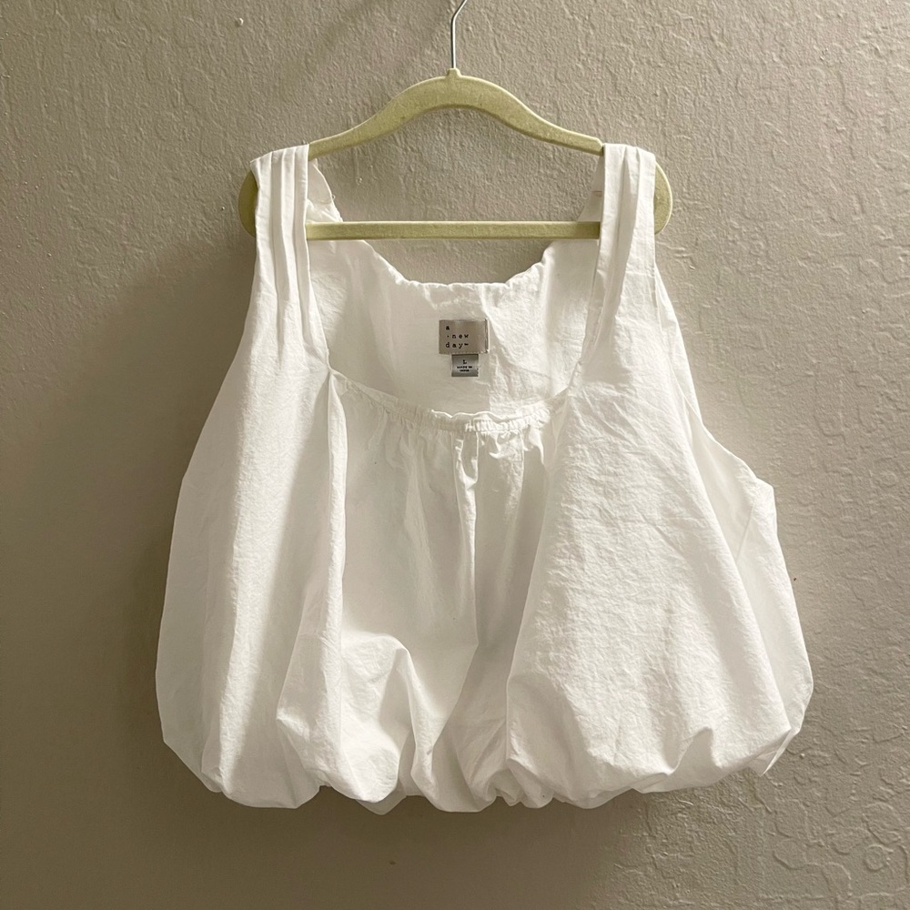 Sleeveless Blouse